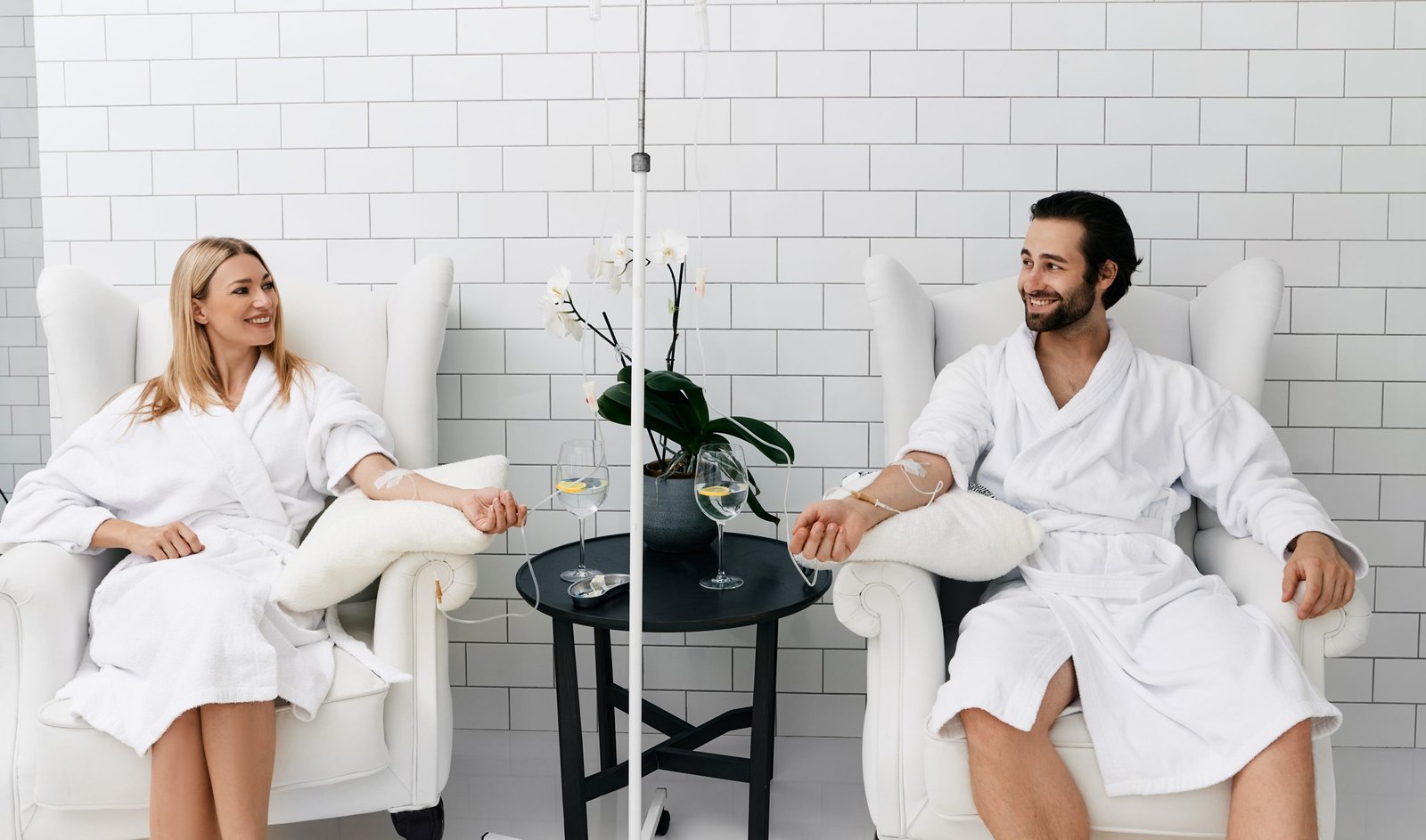 Top Reasons to Choose Ozone UV IV Therapy for Health Optimization